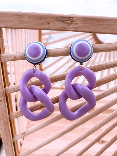 BOUCLES PENDANTES MAILLONS LILAS
